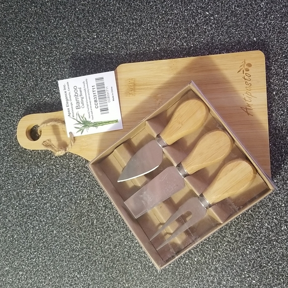 BNIB Cheese serving Set and Bamboo Antipasto cutting board - Picture 1 of 3